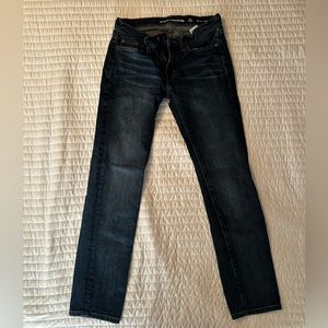 Amazon Essentials Men’s 28x30 Slim Cut Jeans